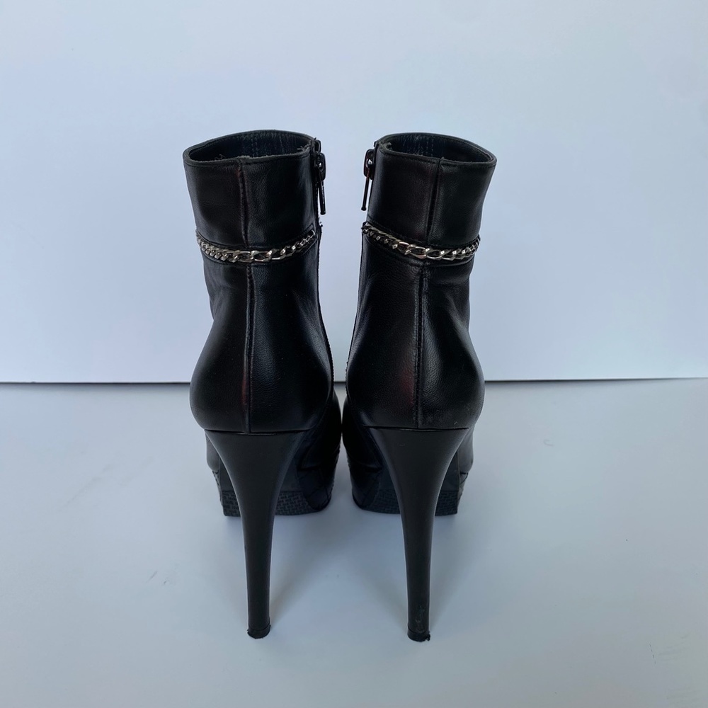 Stuart Weitzman Black Boots - Picture 3 of 5